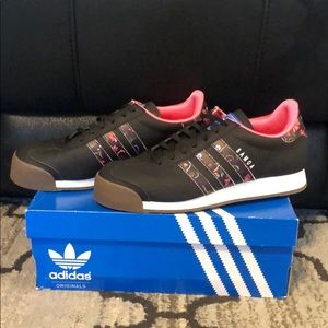 Woman’s Adidas Samoa
